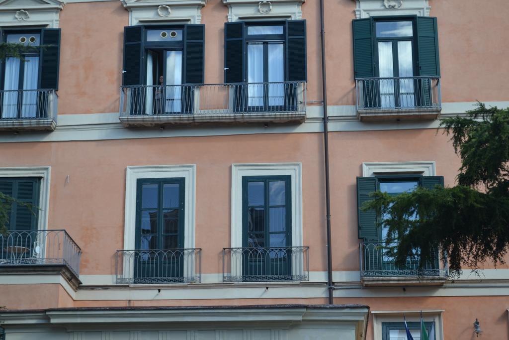 La Maison Du Paradis ซาแลร์โน ภายนอก รูปภาพ